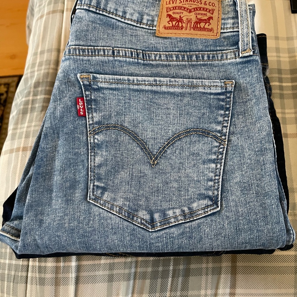 New without tags  Levi’s 710 Super Skinny jeans. Super soft!